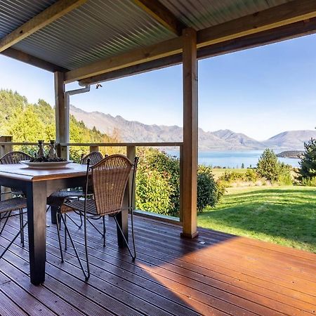 Private Cottage With Spa And Amazing Lake Views Closeburn Eksteriør bilde