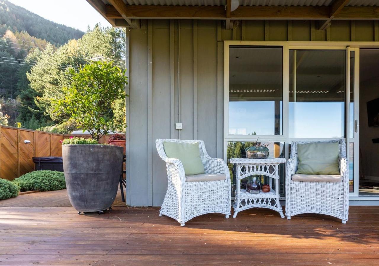 Private Cottage With Spa And Amazing Lake Views Closeburn Eksteriør bilde